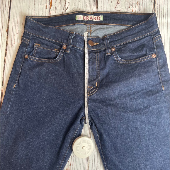 J Brand 25 GIG Pure dark wash mid-rise crop Flared - Picture 6 of 15